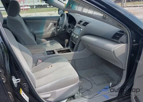 2009 Toyota Camry Le z USA, uszkodzony, nr VIN 4T1BE46K59U803821